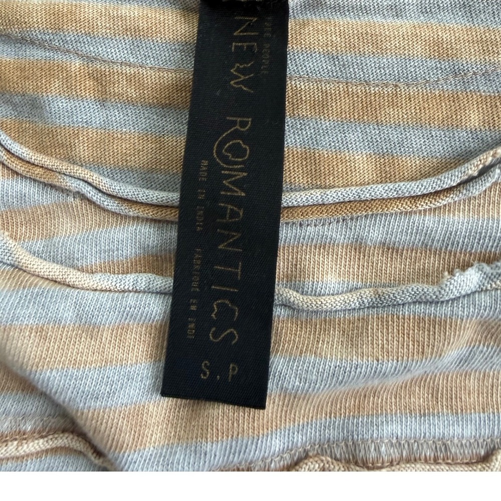 Free People‎ New Romantics Striped Long Sleeve Top Beige Blue Small Raw Hem Boho - Picture 3 of 4